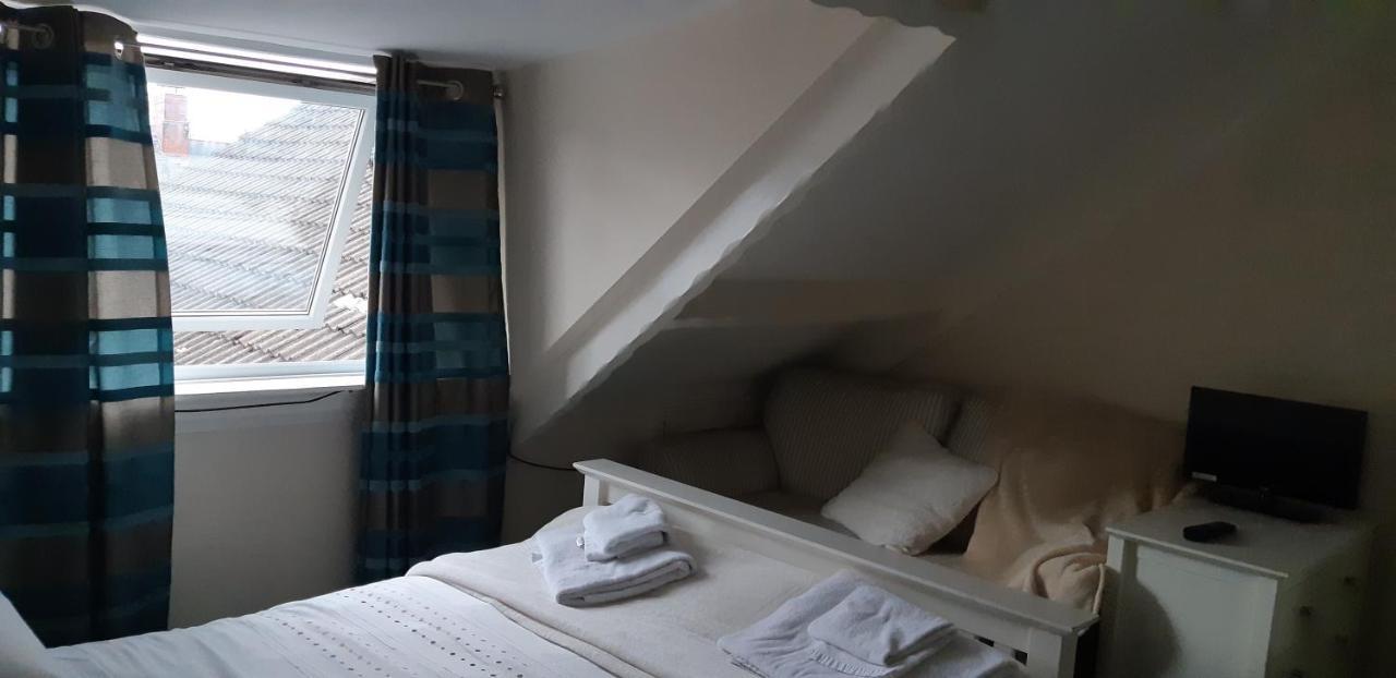 The Adelphi Bed & Breakfast Newcastle upon Tyne Exterior photo